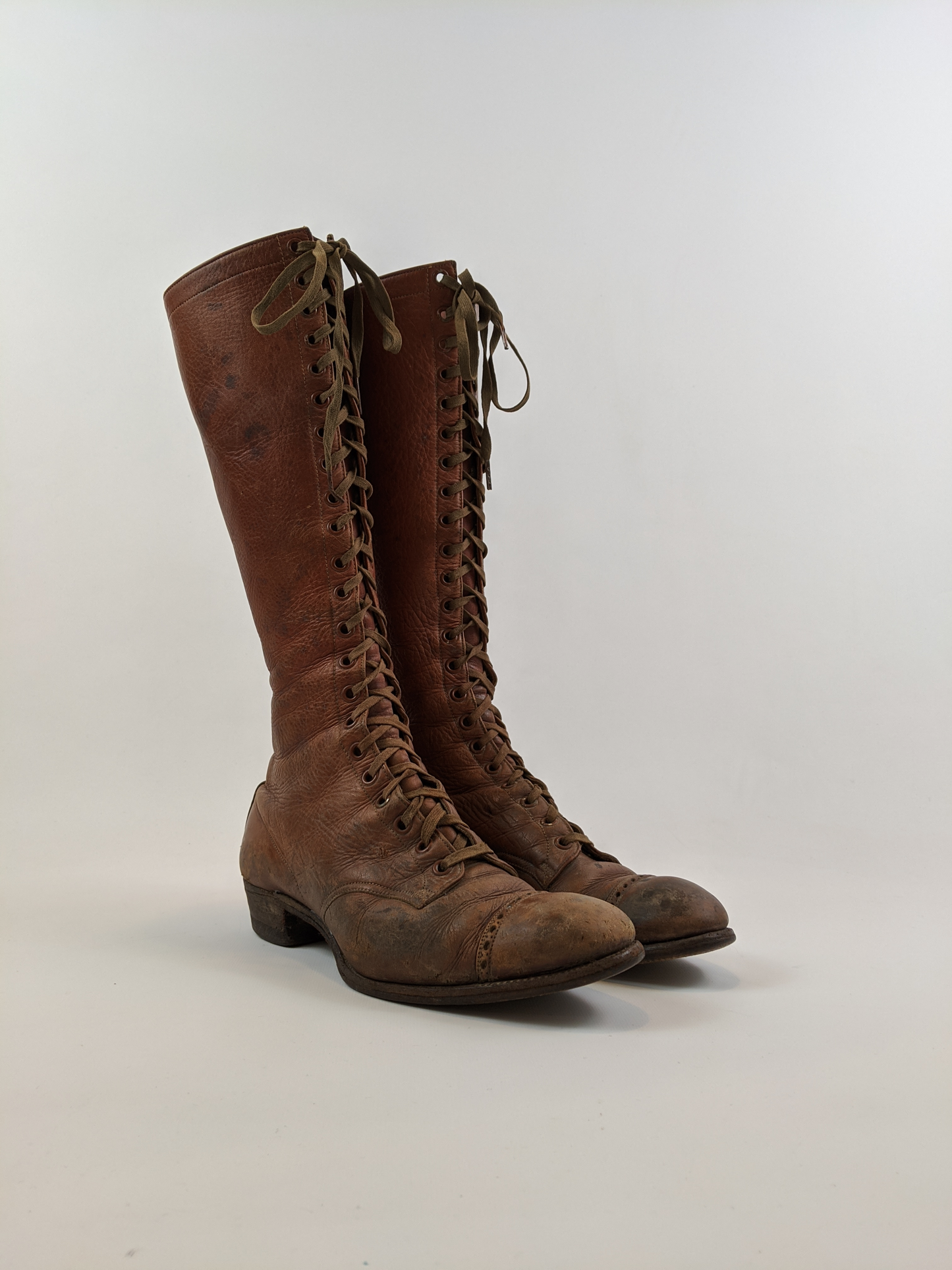 1900s-1910s Tall Brown Lace Up Boots | Approx Sz 7.5