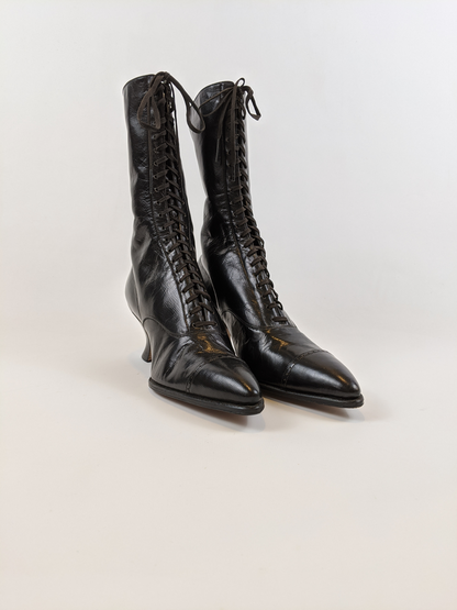 1920s Black Lace Up Louis Heel Boots | Approx Sz 6.5-7