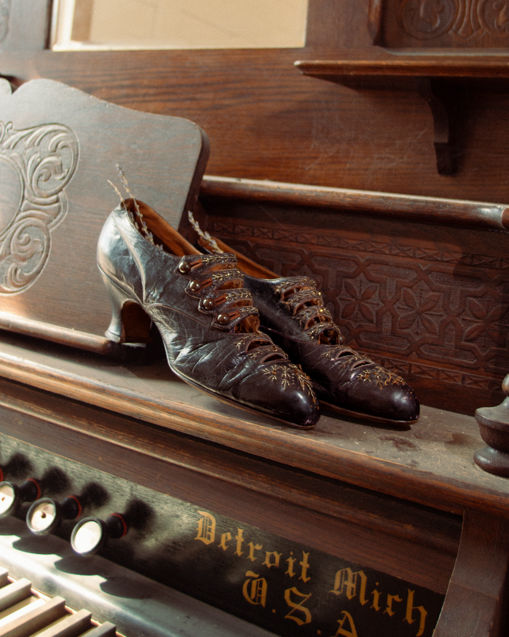 c. 1900s Beaded Leather Pumps
