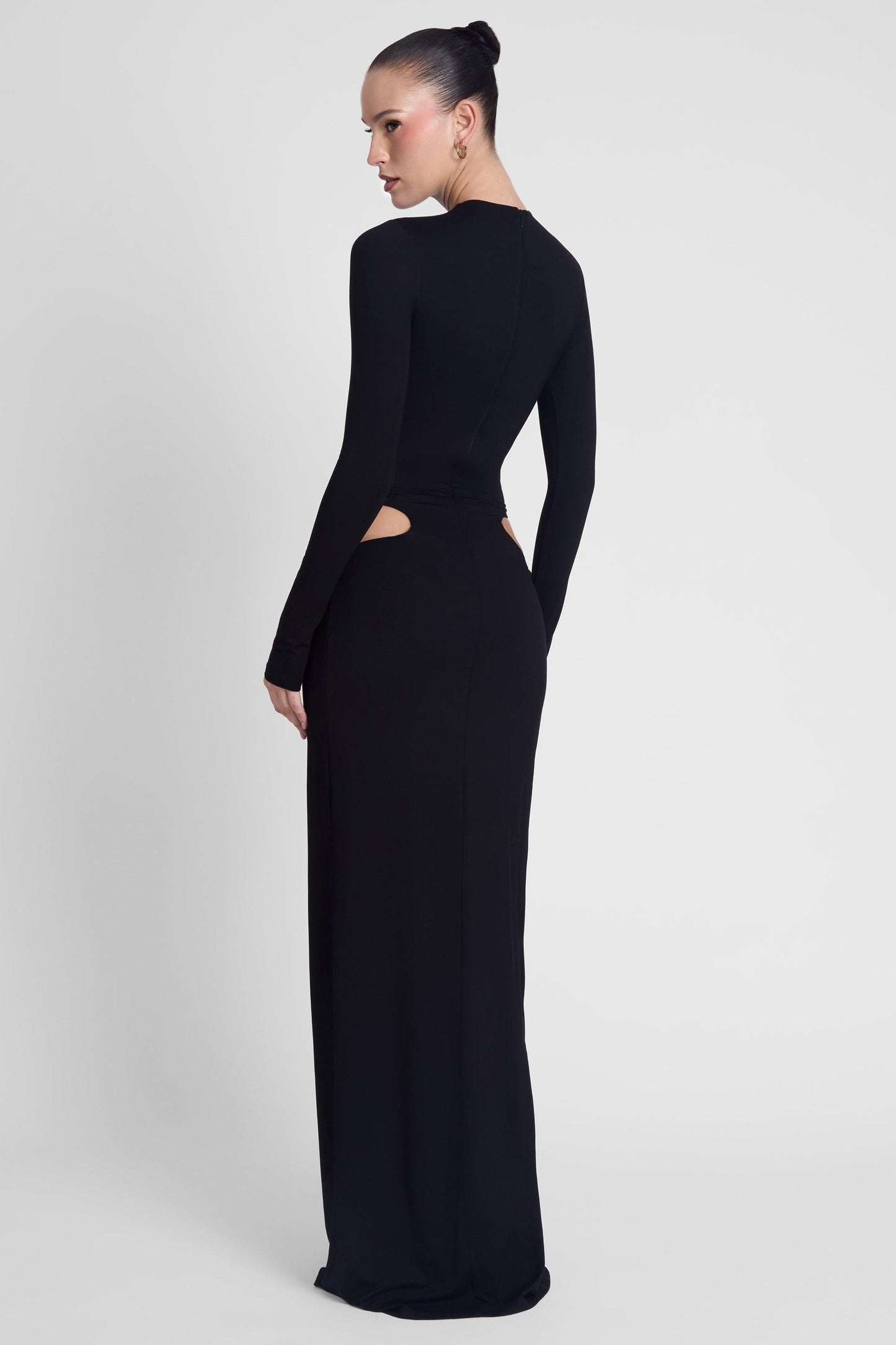 Elegant Collection | Black Maxi Dress with Long Sleeves & Front Slit | Timeless Style for Special Occasions 5