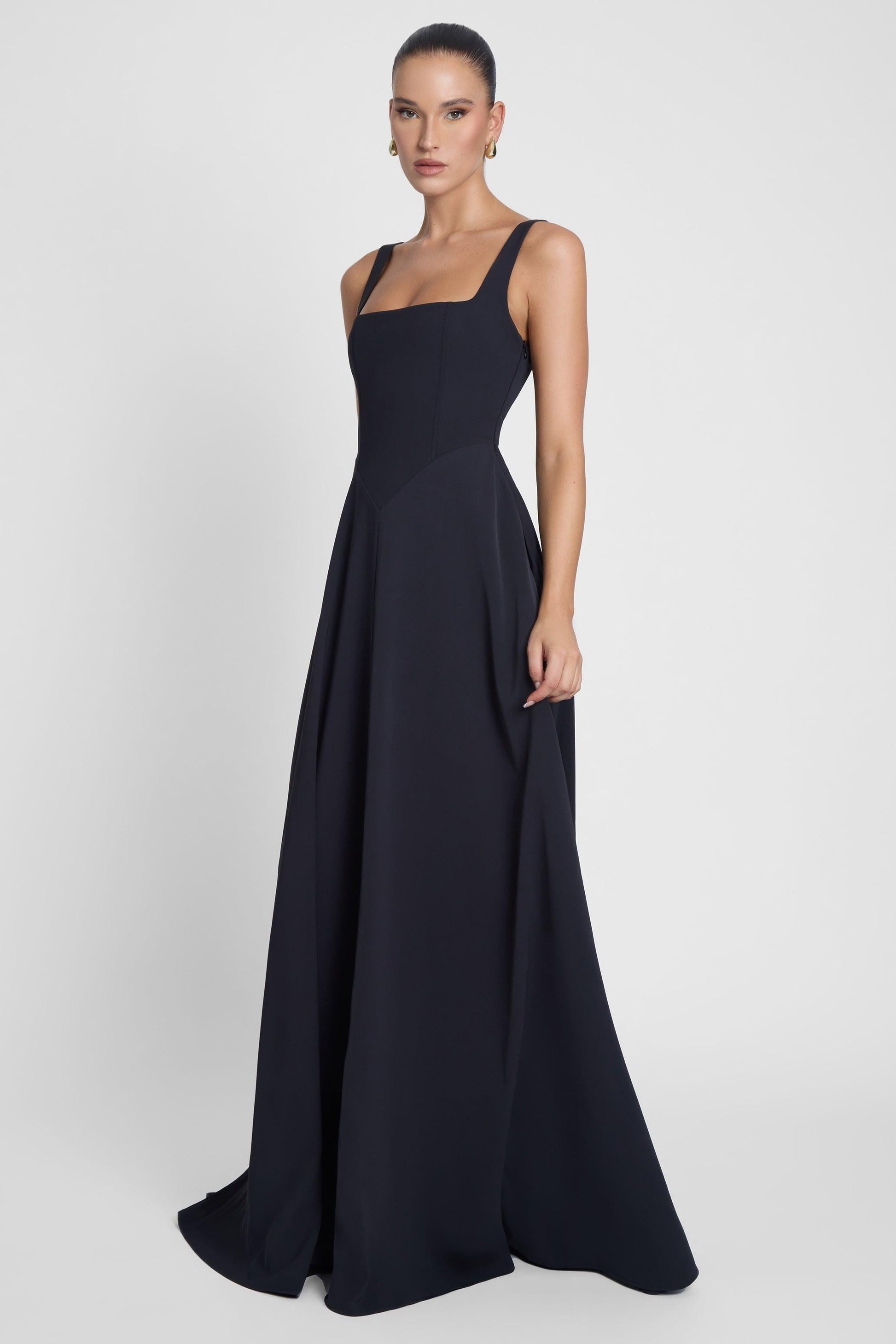 Elegant Corset | Black Maxi Dress with Square Neckline & Structured V-Waist | Flattering Silhouette for Formal Events 2