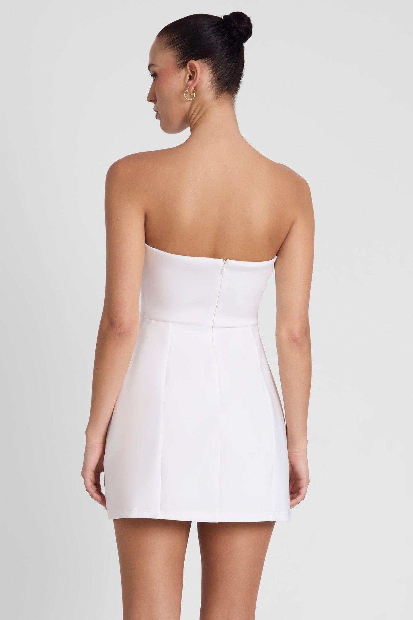 Eres Collection | White Mini Dress with Fitted Bodice & Unique Seam Detail | Elegant Design for Effortless Style 2