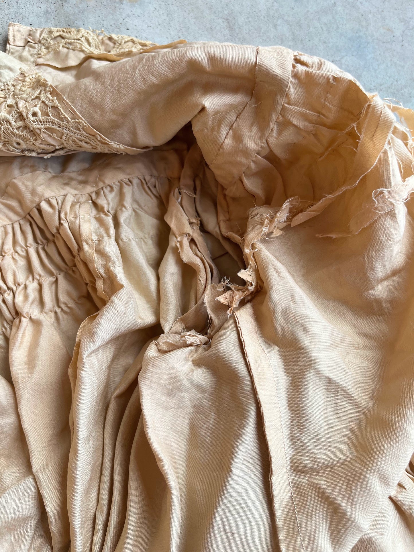 c. 1904 Peach Silk Blouse | Study + Display