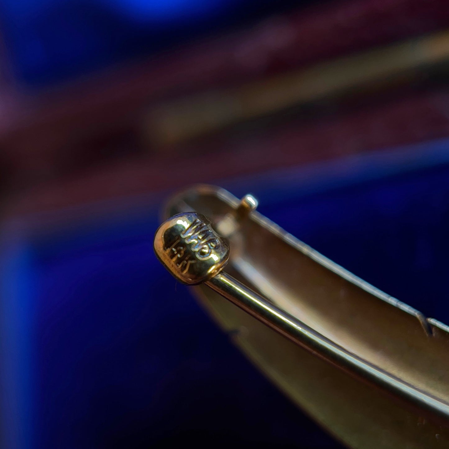 c. 1910s-1920s Wordley Allsopp & Bliss 14K Gold Sapphire Feather Brooch