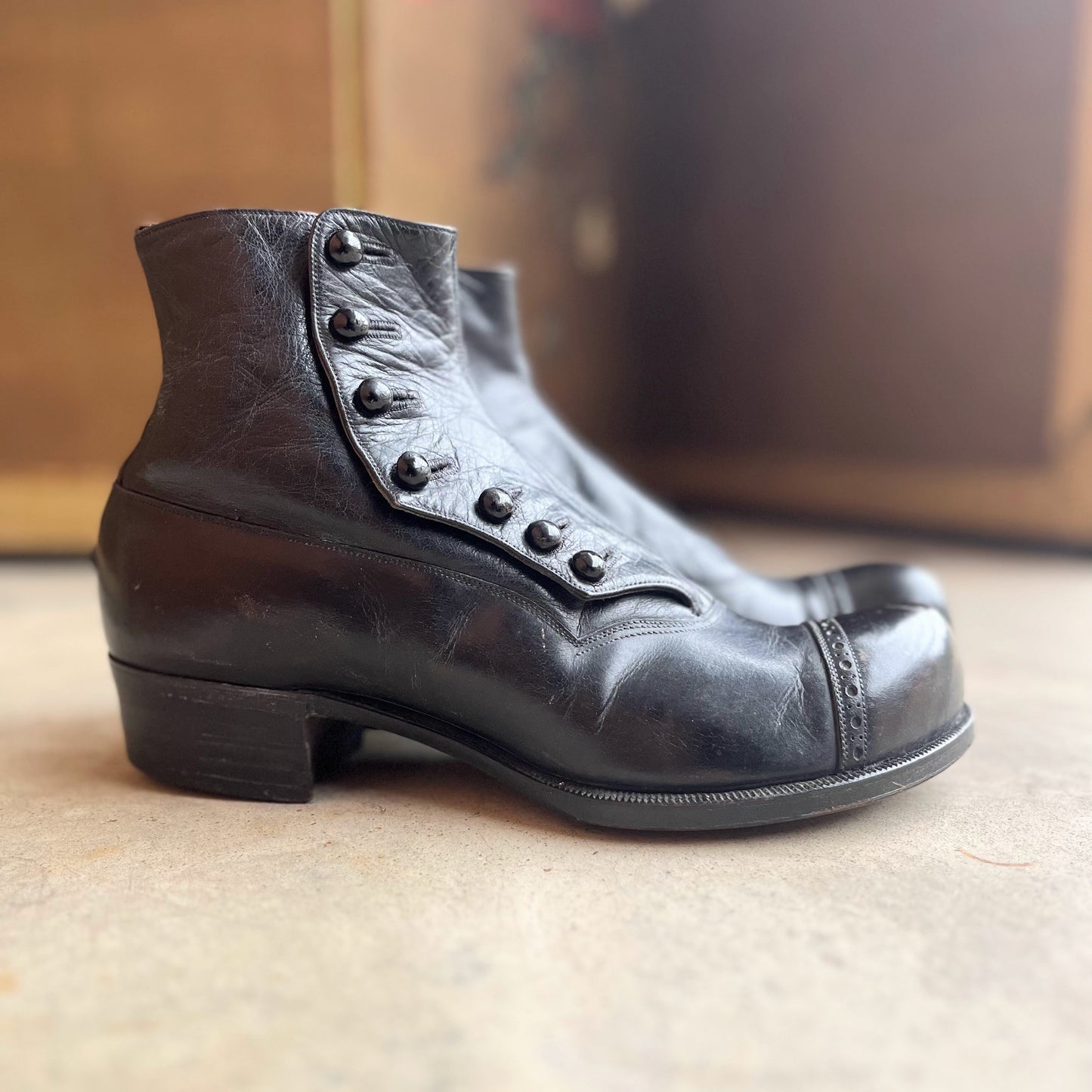 c. 1910s Side Button Boots | Approx Sz 7.5-8
