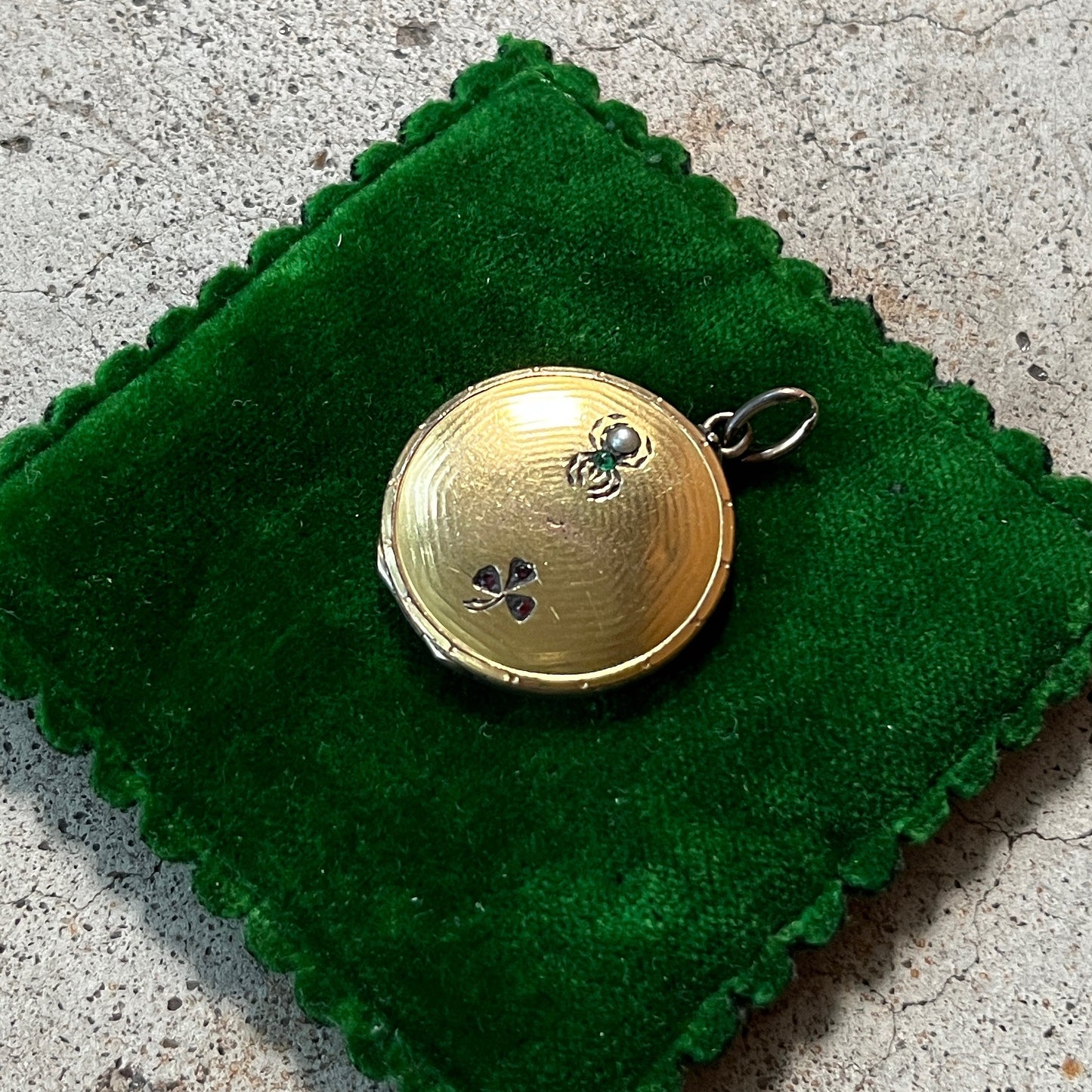 c. 1900s-1910s Gold Filled Spider Shamrock Locket