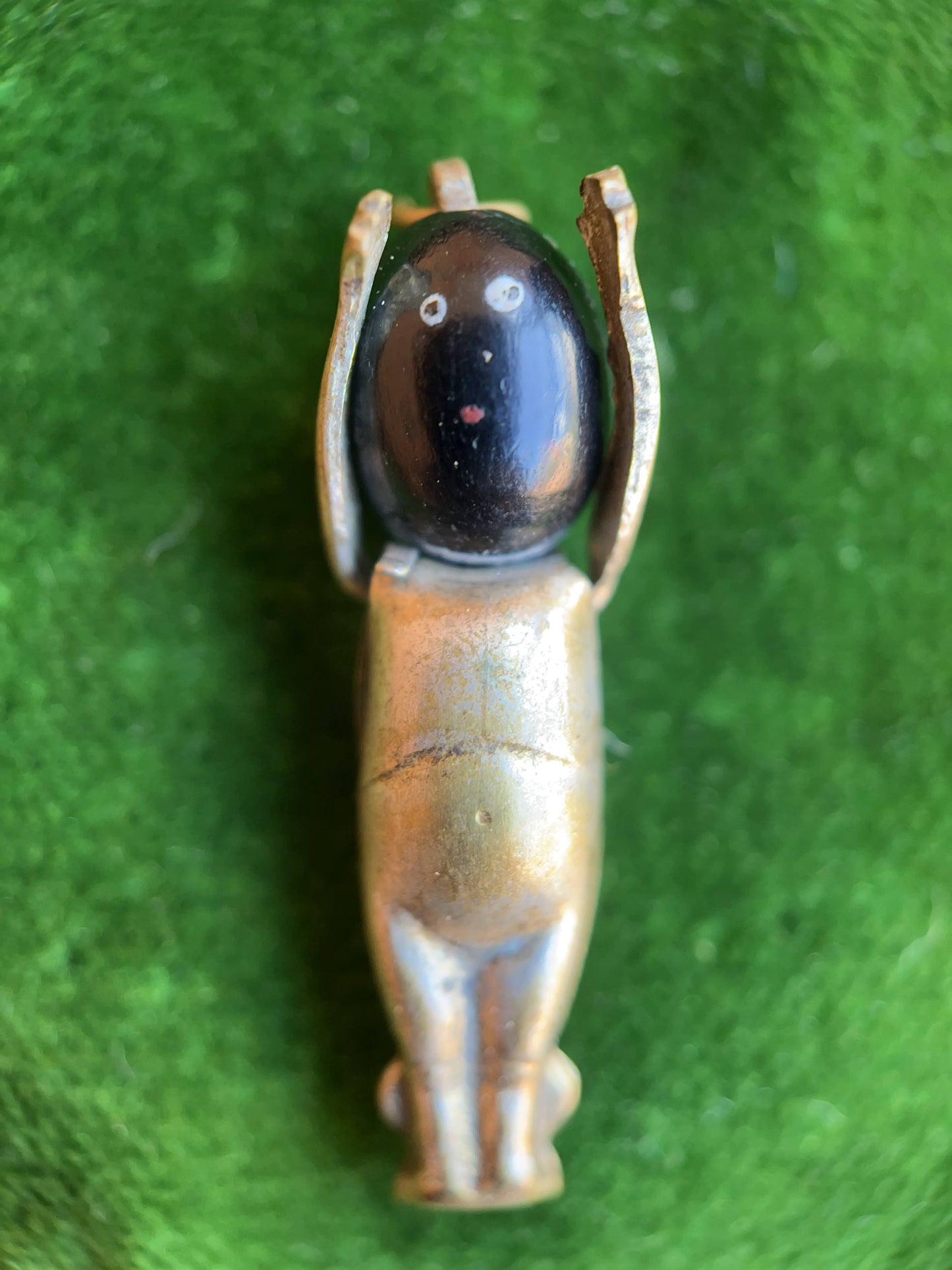 Early 20th c. Fumsup Good Luck Charm