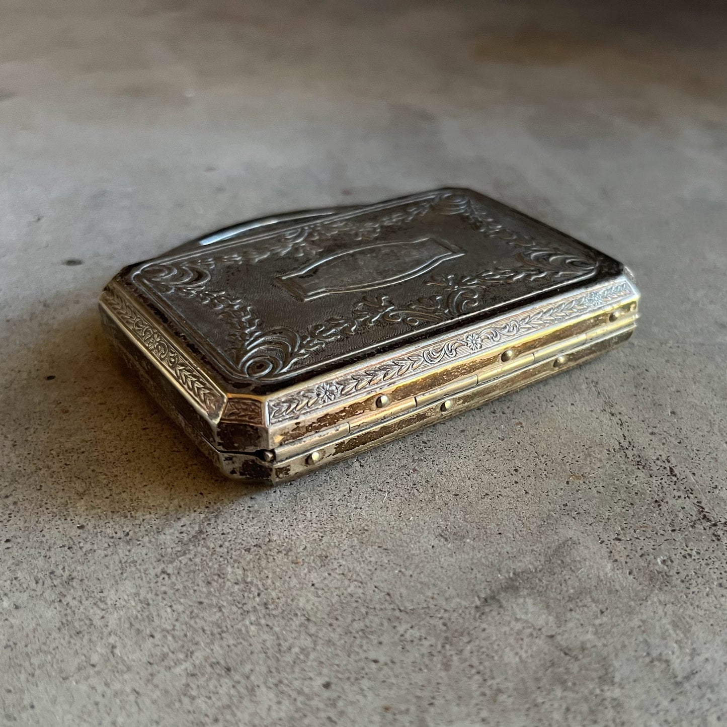 c. 1920s-1930s Deadstock Makeup Compact