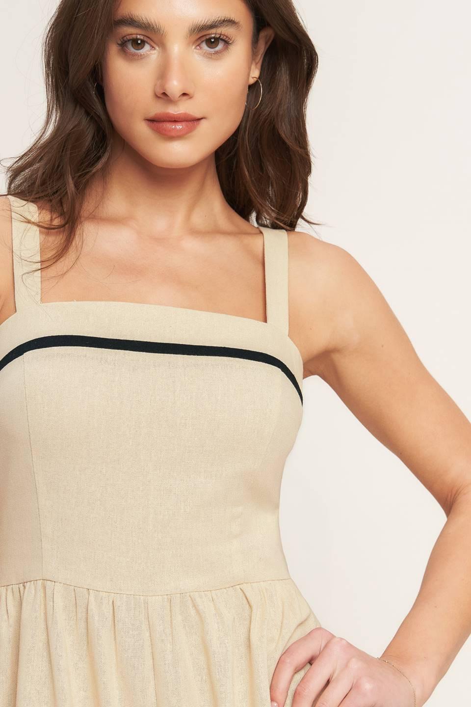 LOVELY LINE WOVEN ROMPER