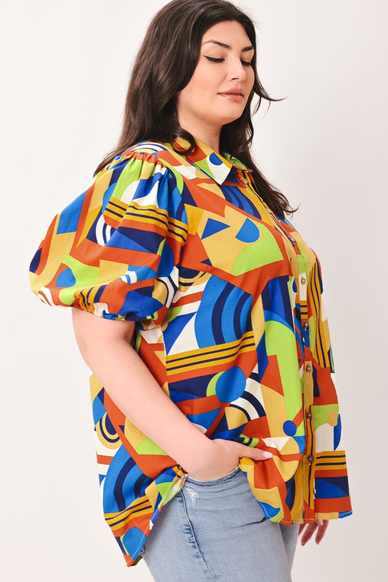 HEART ON DISPLAY WOVEN TOP