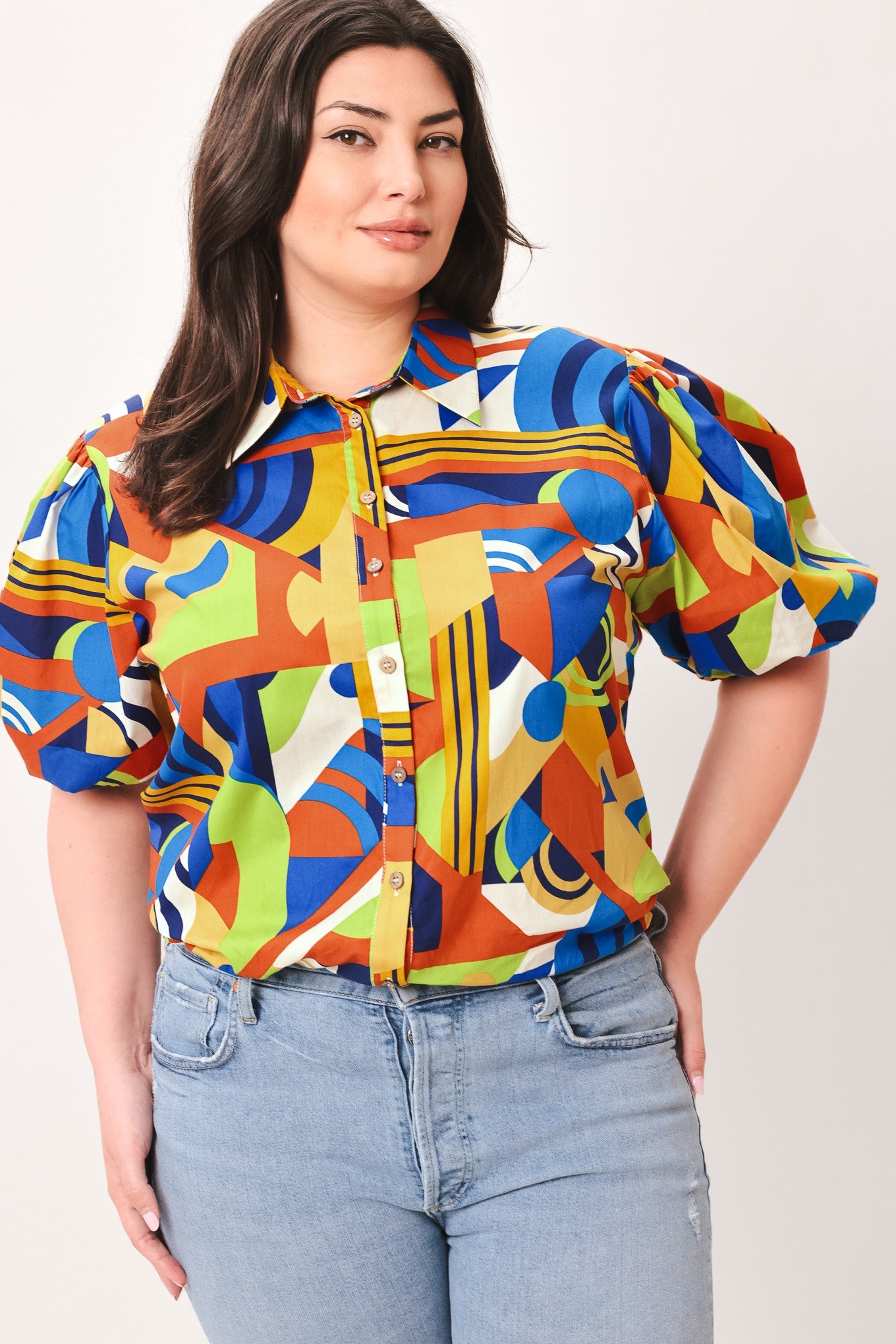 HEART ON DISPLAY WOVEN TOP