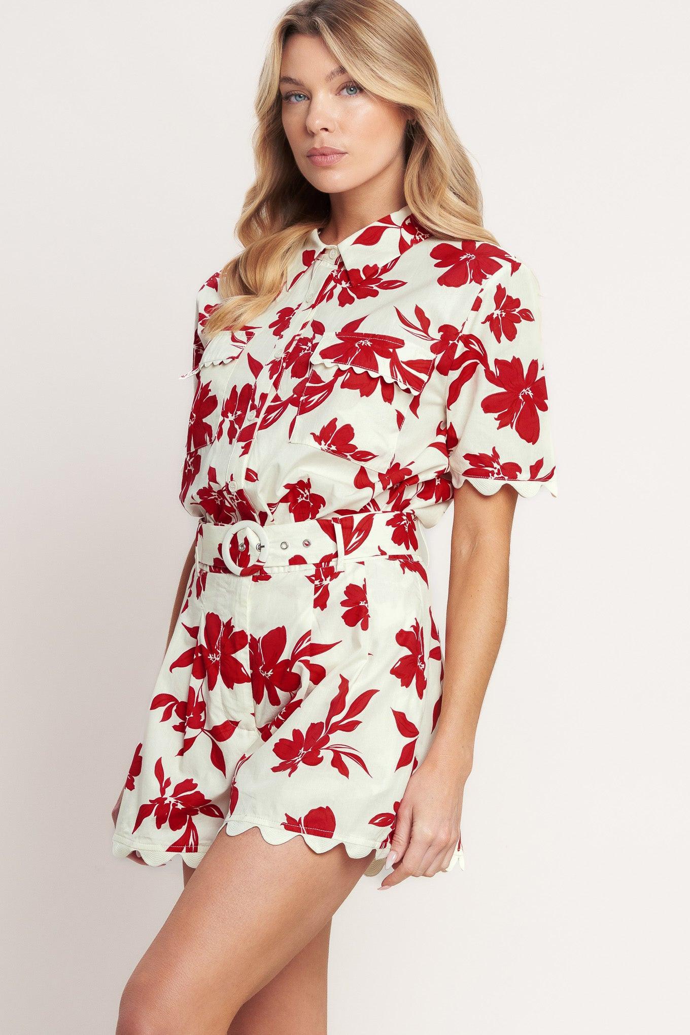 FLORAL KISS WOVEN TOP