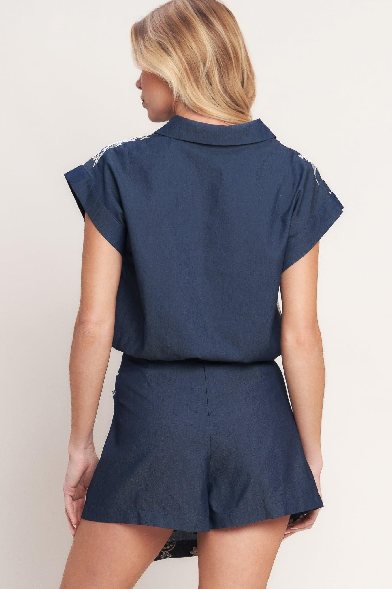 HANDCRAFTED FEEL EMBROIDERY TOP