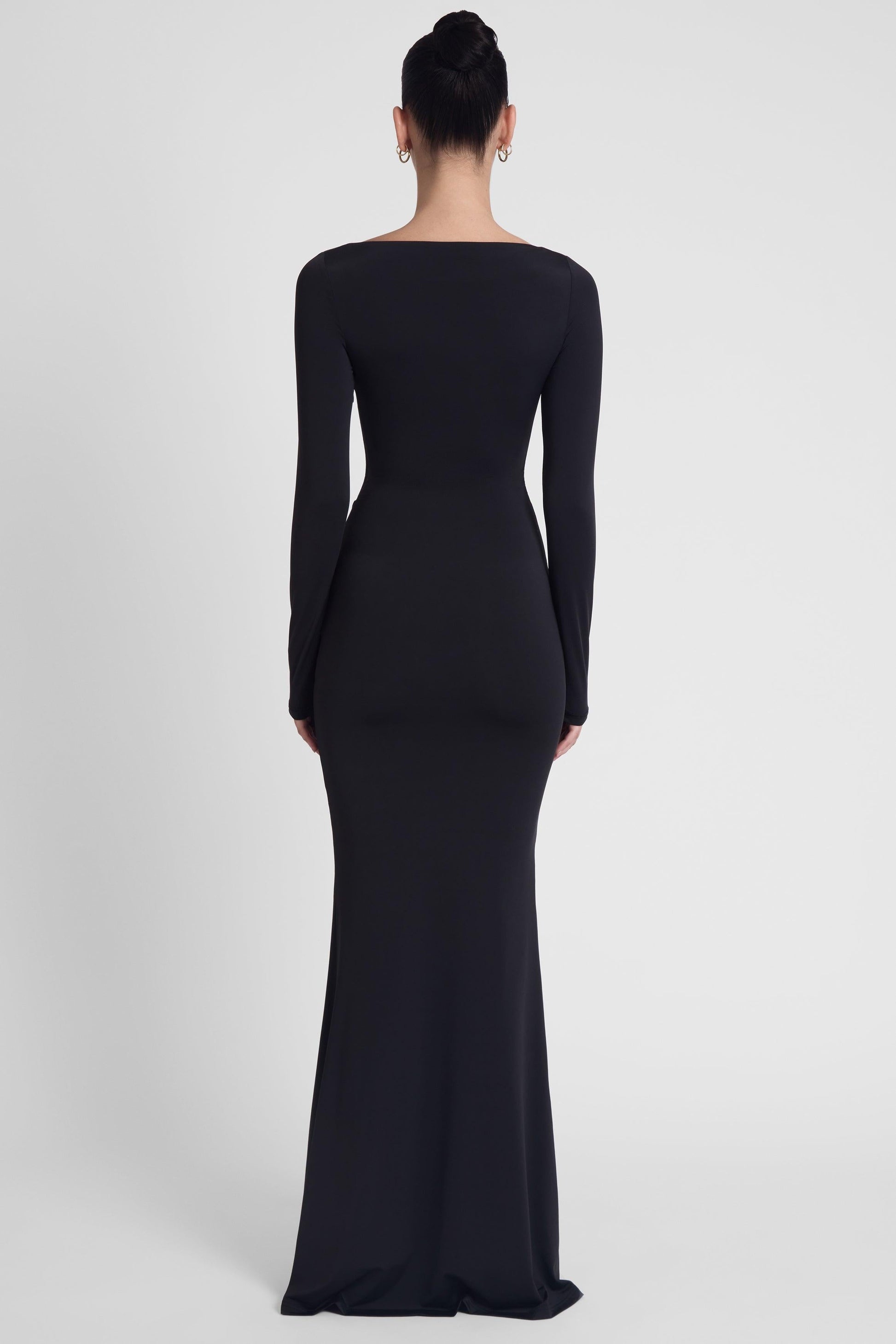 Oasis Collection | Black Maxi Dress with Sculptural Draping | Elegant Fit for Flattering Silhouette 6