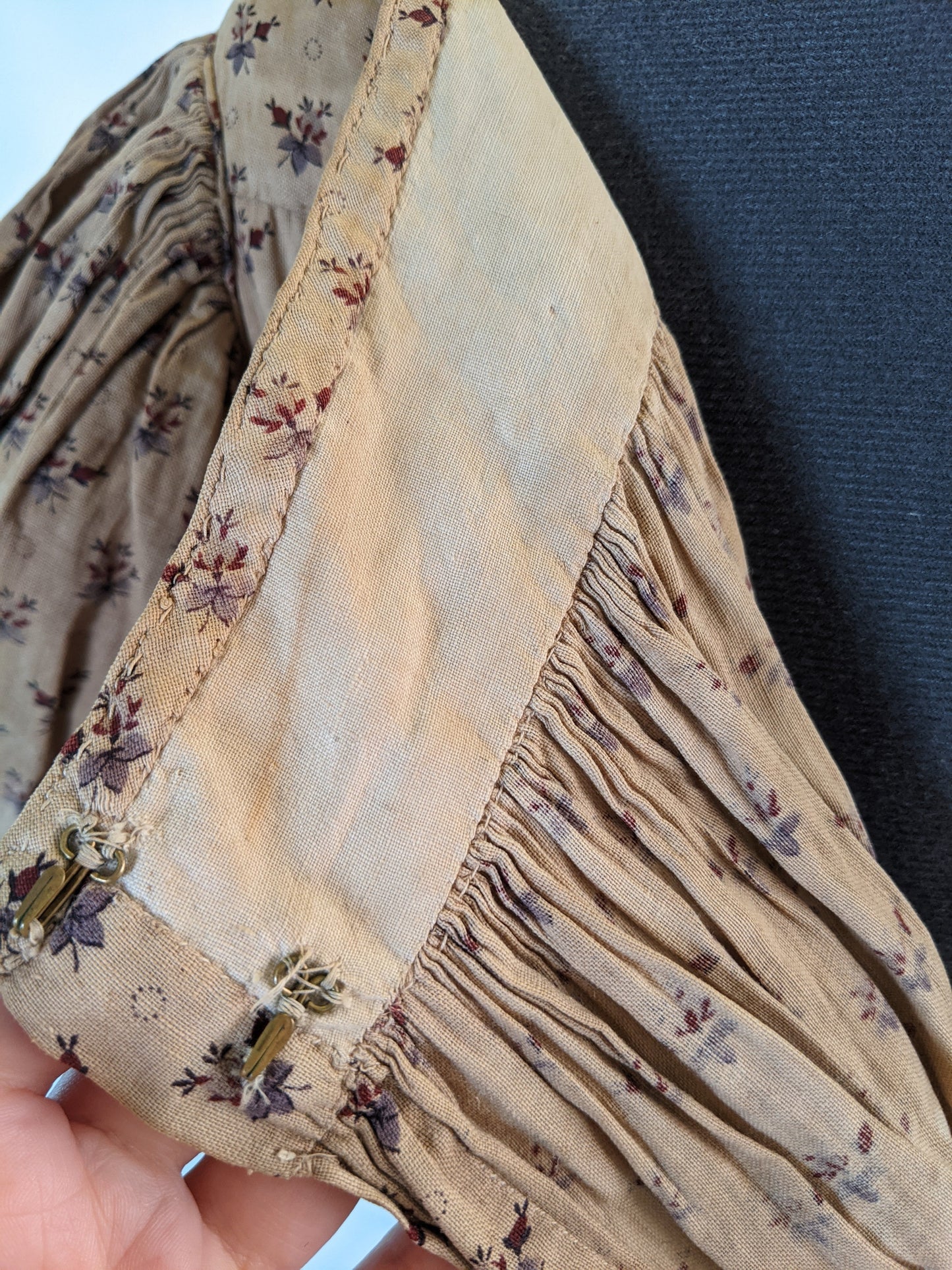 1830s Young Lady's Dress | Study or Display