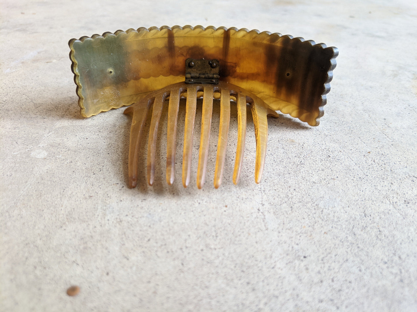 19th C. Hinged Hair Comb