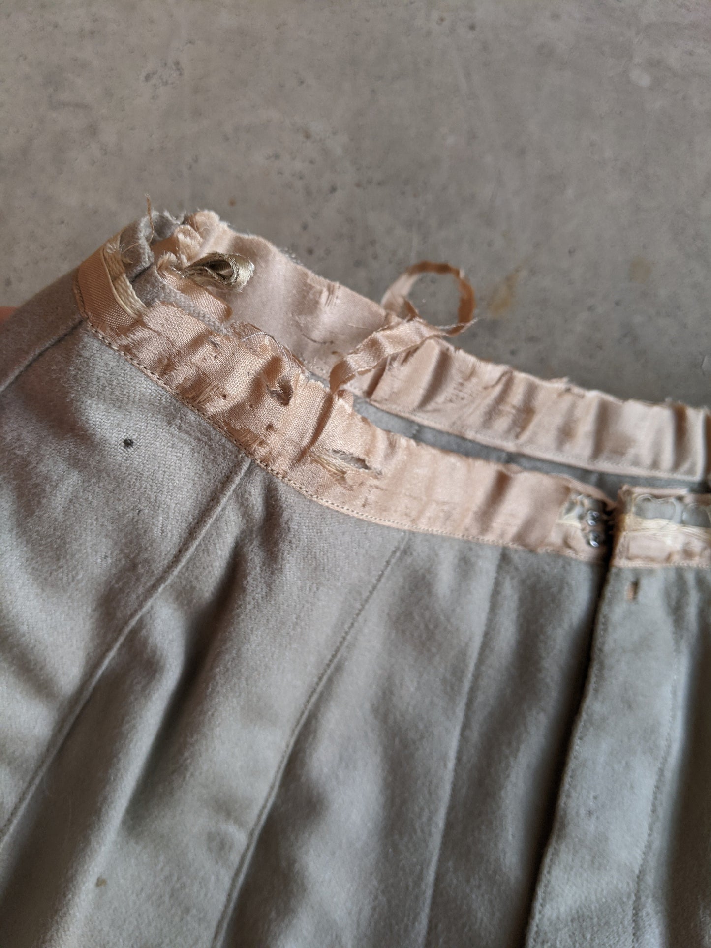 1905-1906 Grey Wool Ensemble | Study + Display