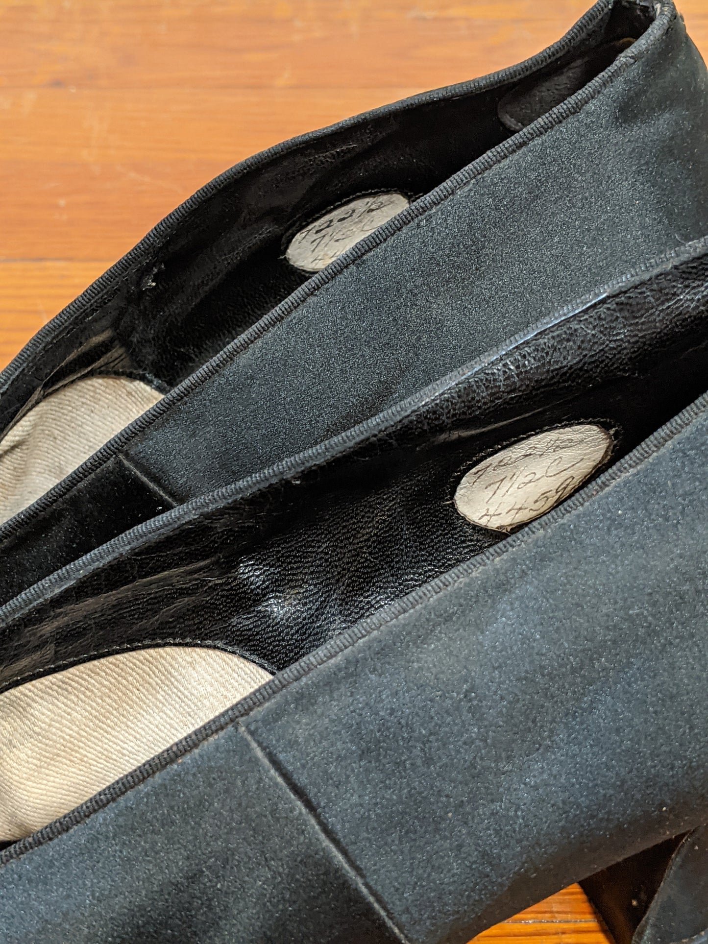 1910s-1920s Marshall Field & Co. Silk Pumps | Sz 7.5 - 8
