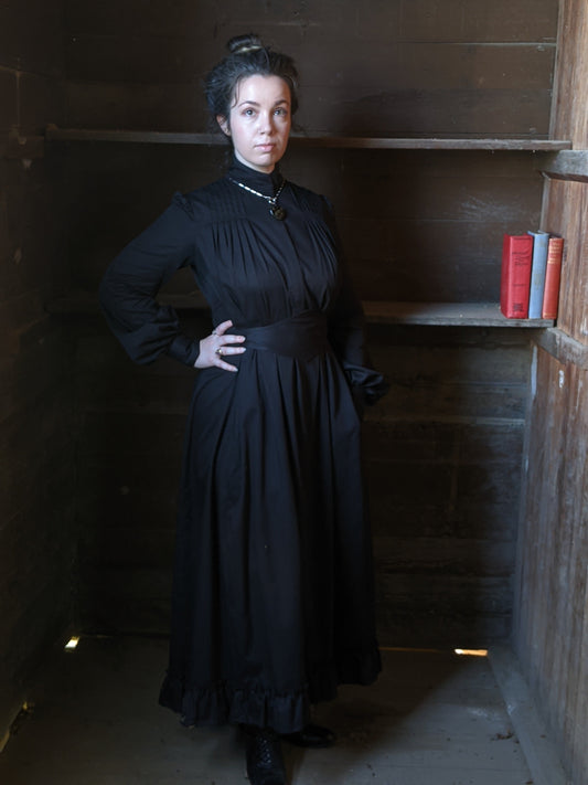 Lenore | A Witchy Vintage Original