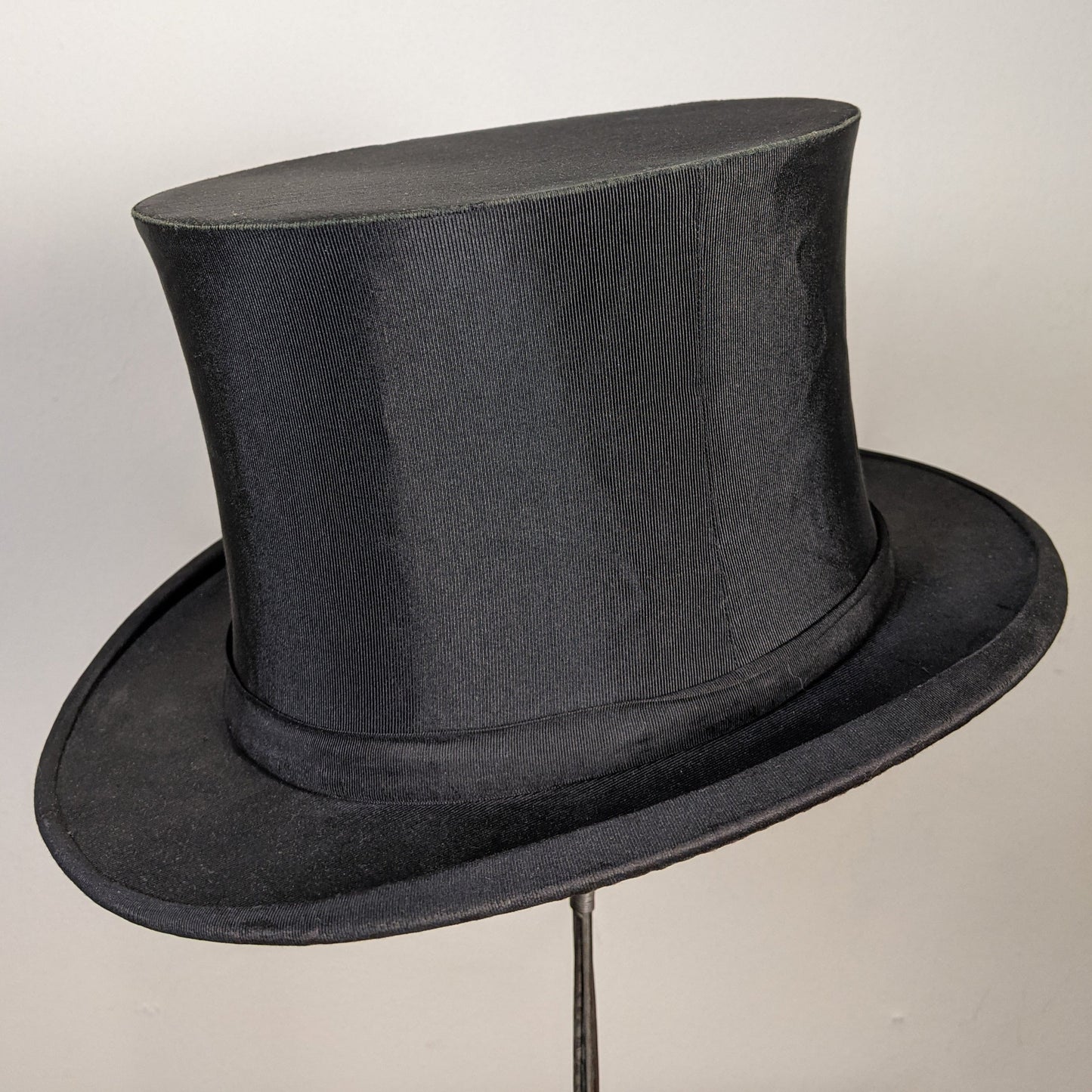 c. 1920s Silk Faille Collapsible Top Hat