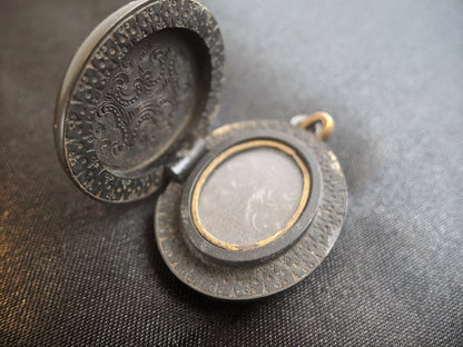 Victorian Taille d'Epargne Vulcanite Locket
